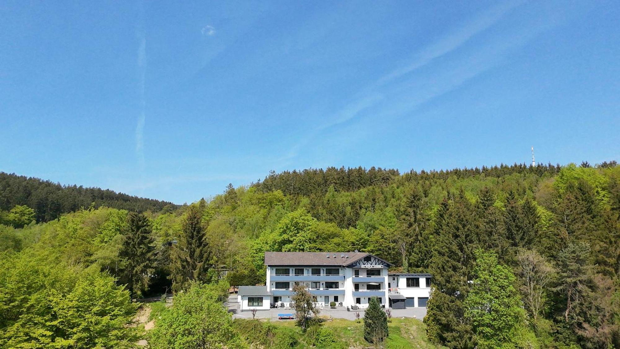 Gaestehotel Lucendi Premium Lounge Hohenleimbach المظهر الخارجي الصورة